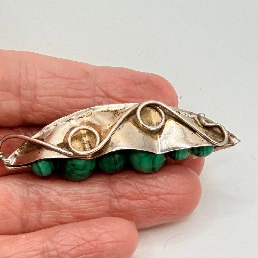 Sterling Silver Malachite Brooch Pea in the Pod 2.5